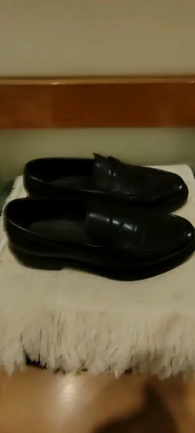 Zapatos de vestir negros para hombre en cuero - miniatura 4