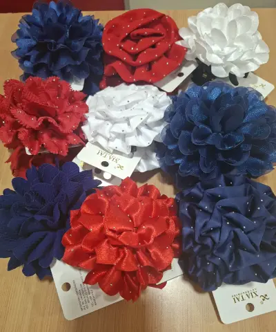 Set de Flores para el Pelo en Varios Colores - miniatura 6