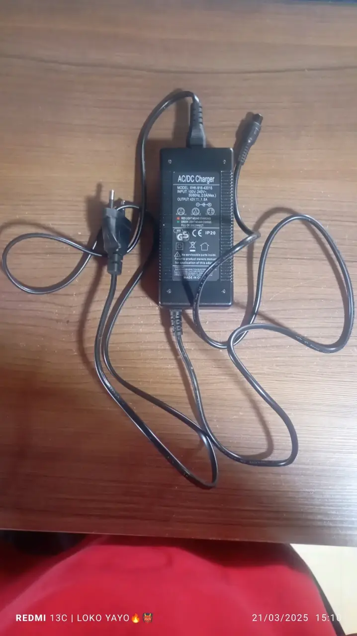 Hoverboard eléctrico con cargador Groor - 1