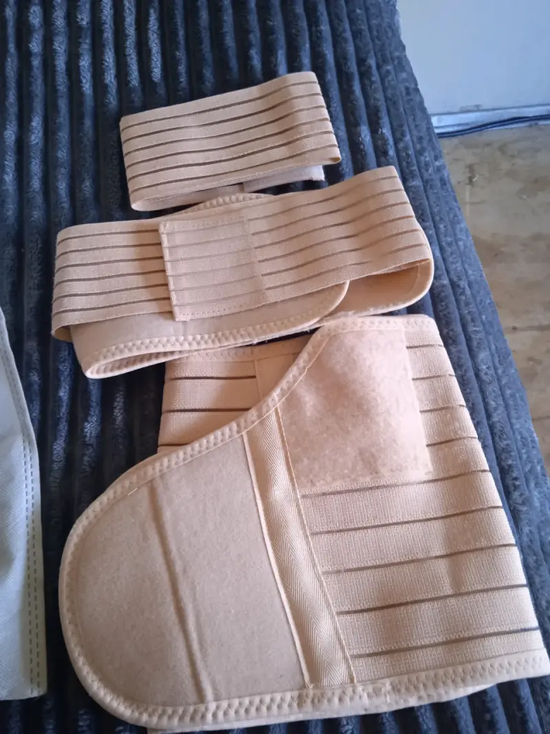 Faja postparto beige ajustable y sacador de leche - 1