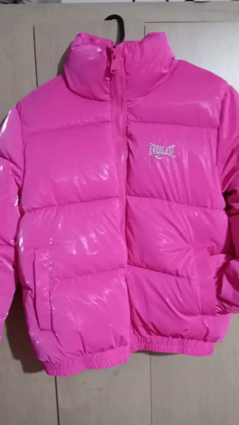 Chaqueta acolchada rosa Everlast para mujer