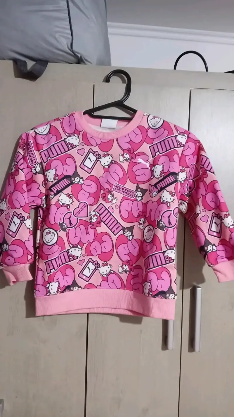 Polerón infantil rosa Hello Kitty y Puma