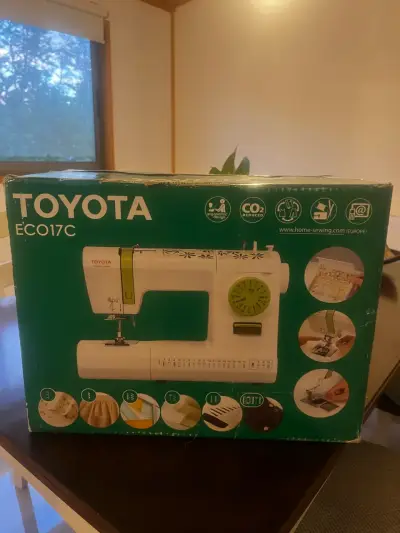 Máquina de Coser Toyota ECO17C con Diseño Ergonómico - miniatura 2