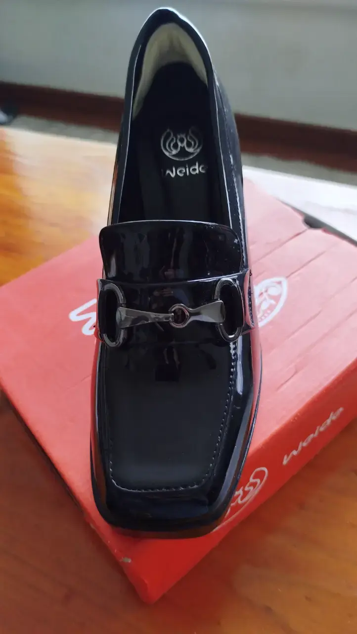 Zapatos de charol negro con taco alto Weide - 3