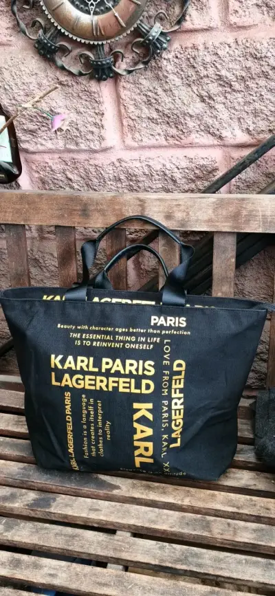 Bolso tote negro Karl Lagerfeld - miniatura 1