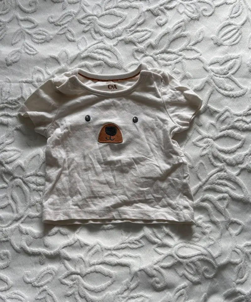 Polera de bebé C&A con diseño de oso - 1