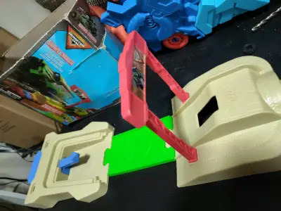 Set de juego Monster Jam Dueling Dragon - miniatura 3