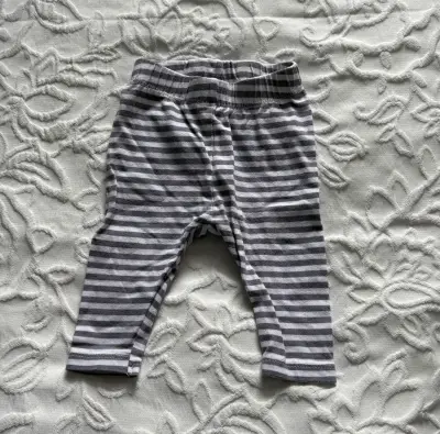 Pantalones de bebé a rayas gris Dopodopo - miniatura 1