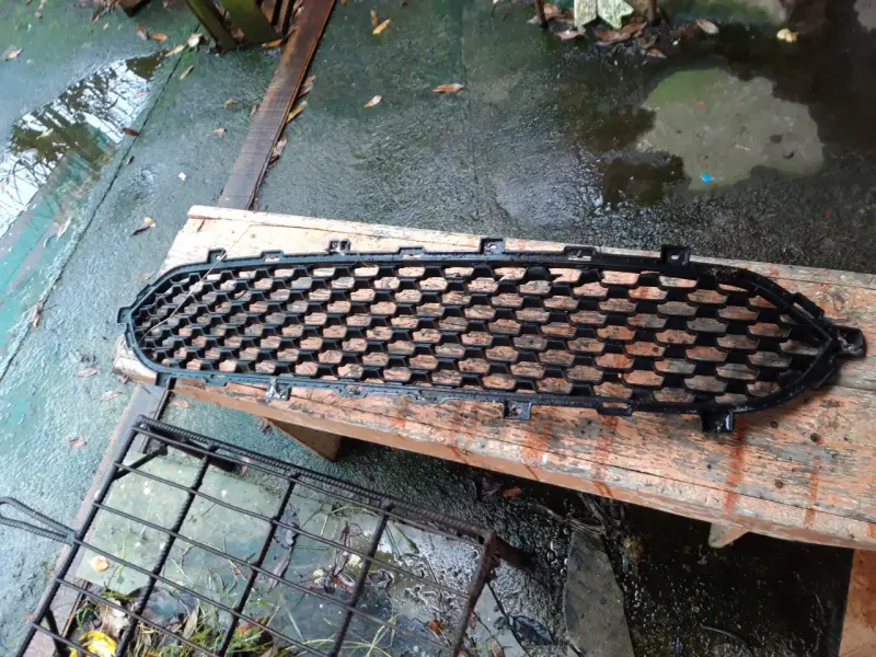 Parrilla delantera de ssanyong actyon 2015 - 2