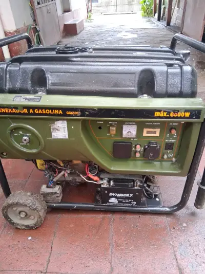 Generador a gasolina 6000W con ruedas - miniatura 1