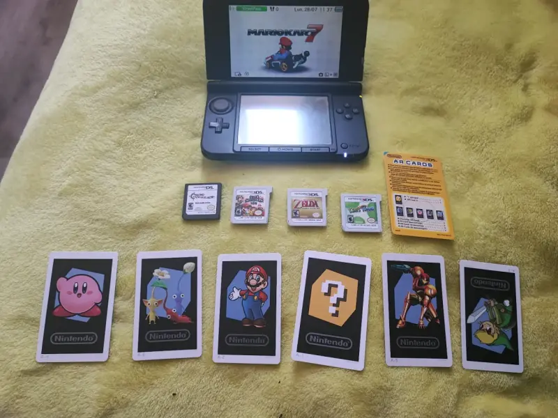 Nintendo 3DS XL azul con juegos y accesorios - 4