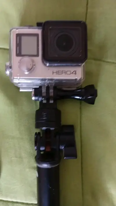 Cámara GoPro Hero4  con accesorios - miniatura 2