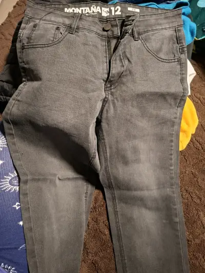 Jeans de niño talla 12 en varios colores - miniatura 2