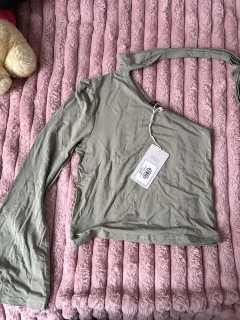 Polera asimétrica Raindoor manga larga - 2