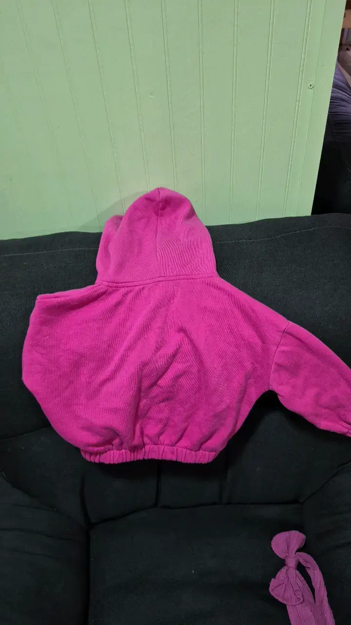 Polerón infantil rosado con capucha CKY - 2