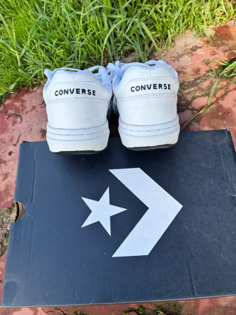 Zapatillas blancas Converse One Star para hombre - 6