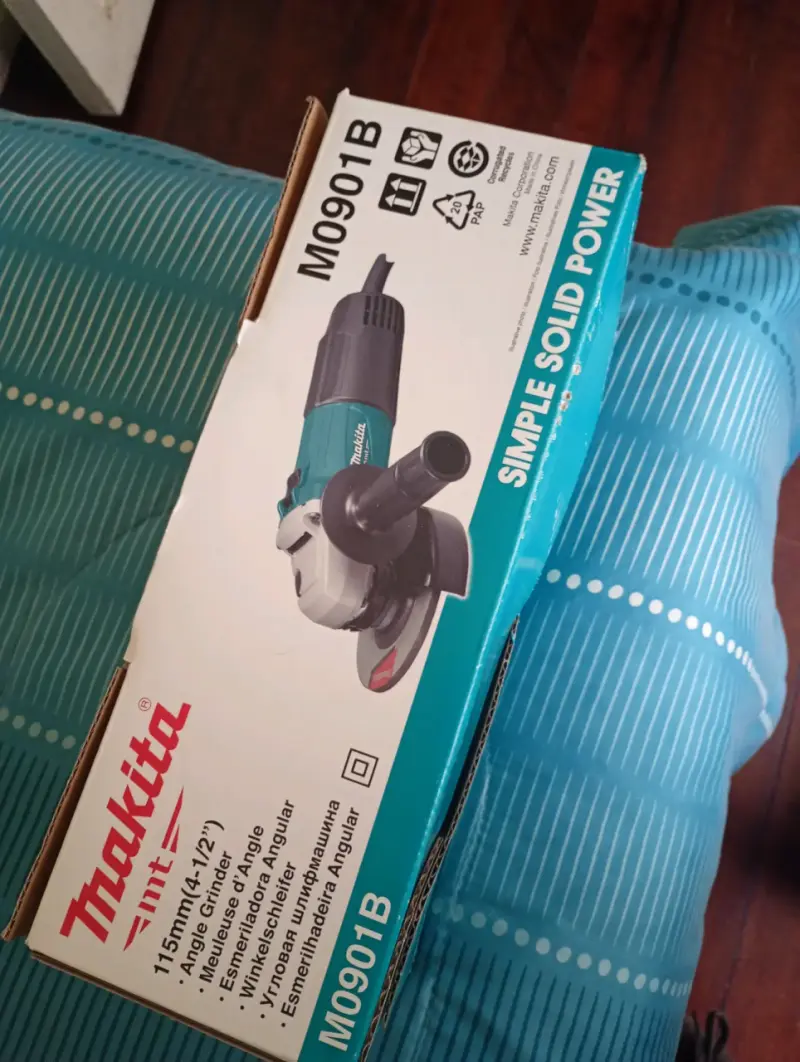 Esmeril angular Makita 115mm 900W - 3