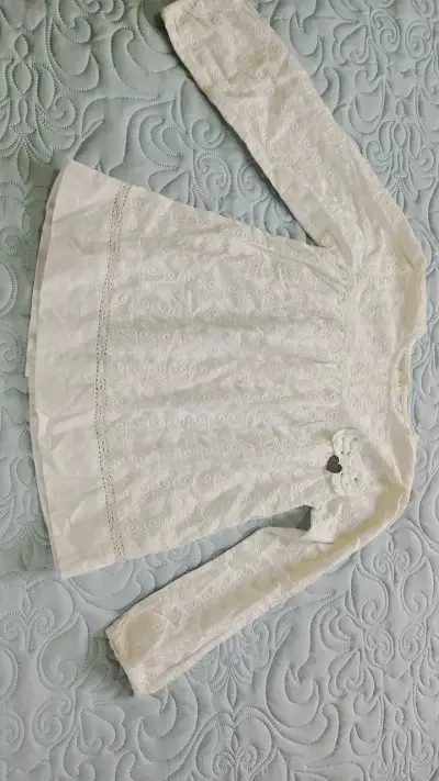 Chaqueta de mezclilla con capucha beige - miniatura 2