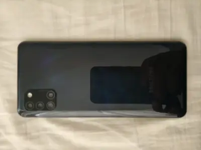 Samsung Galaxy A31 en buen estado - miniatura 2