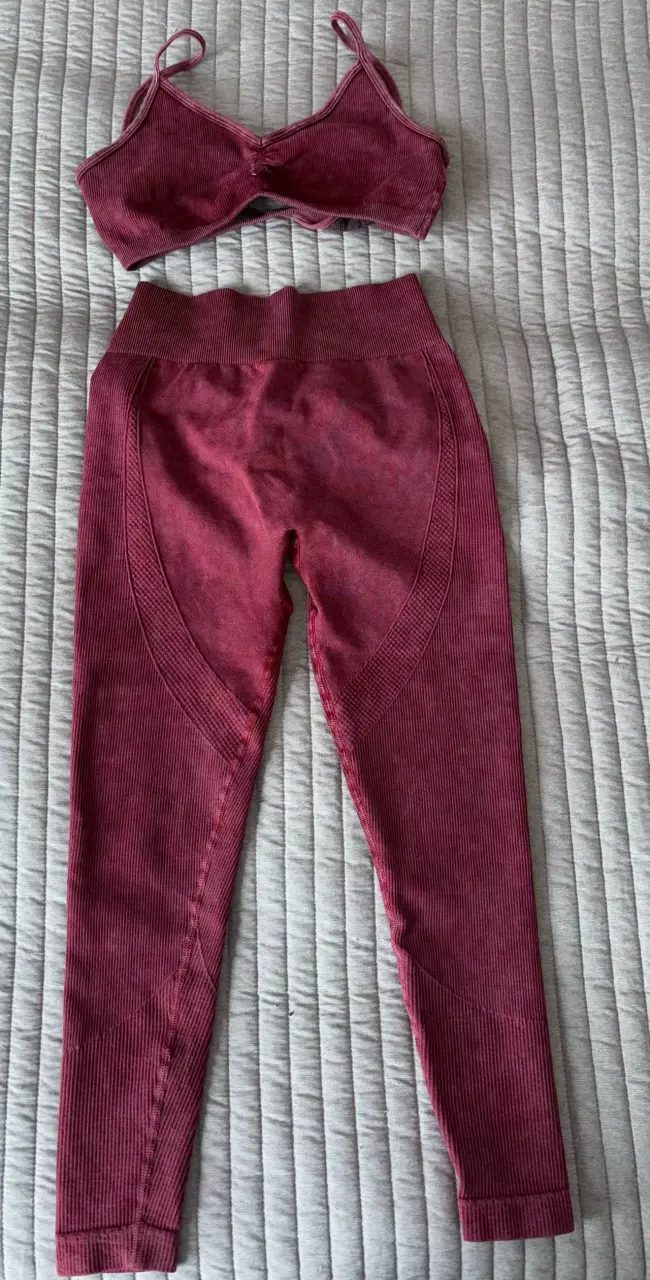 Conjunto deportivo mujer color burdeos - 5