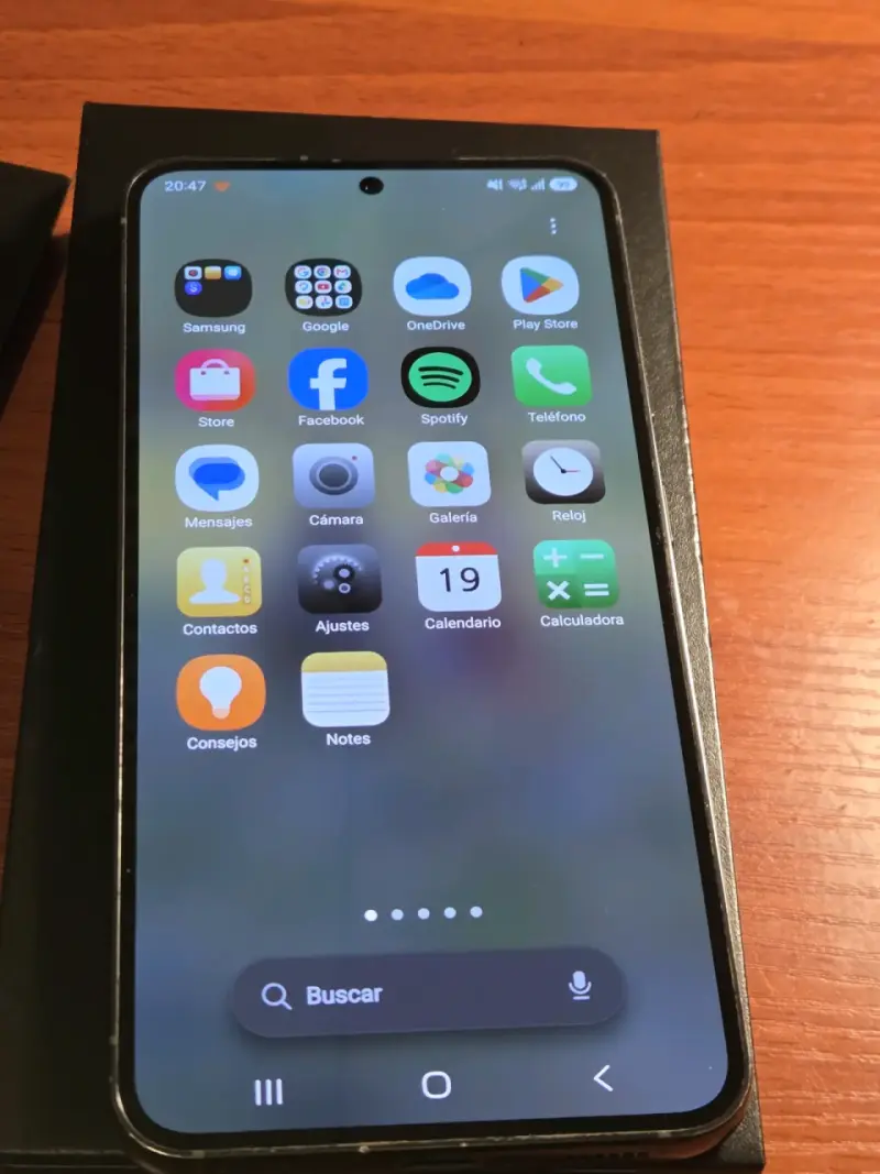 Samsung Galaxy S23 128gb - 2