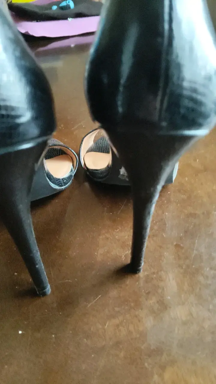 Zapatos de tacón alto negros Via Uno - 2