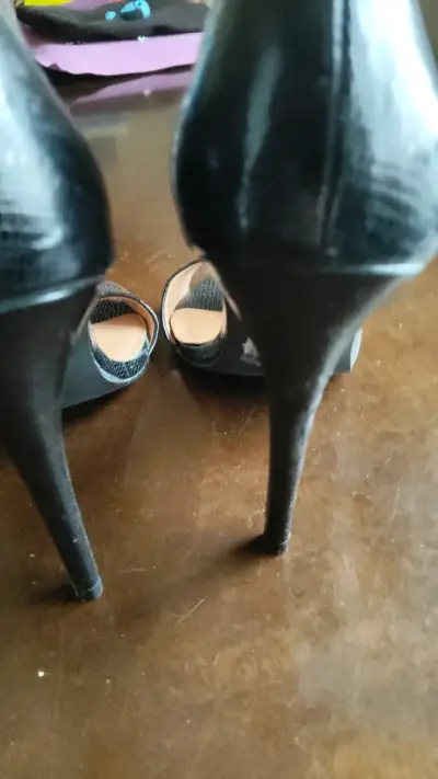 Zapatos de tacón alto negros Via Uno - miniatura 2