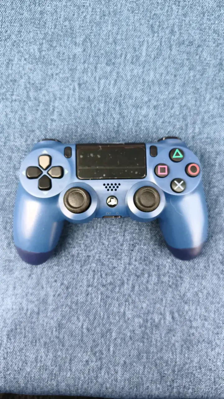 Control inalámbrico rojo para PlayStation 4