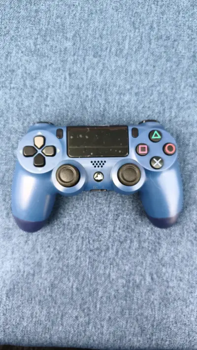 Control inalámbrico rojo para PlayStation 4 - miniatura 1