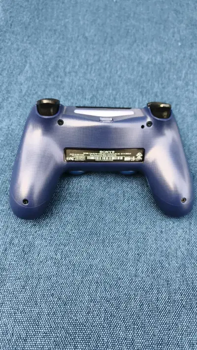 Control inalámbrico rojo para PlayStation 4 - miniatura 2