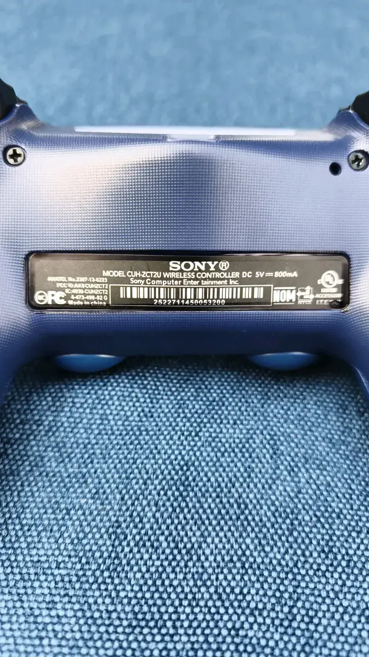 Control inalámbrico rojo para PlayStation 4 - 3