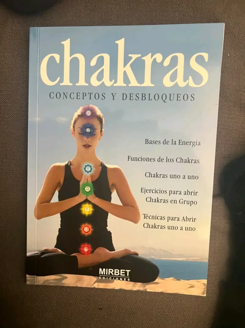 Libro Chakras Conceptos y Desbloqueos Mirbet Ediciones - 1