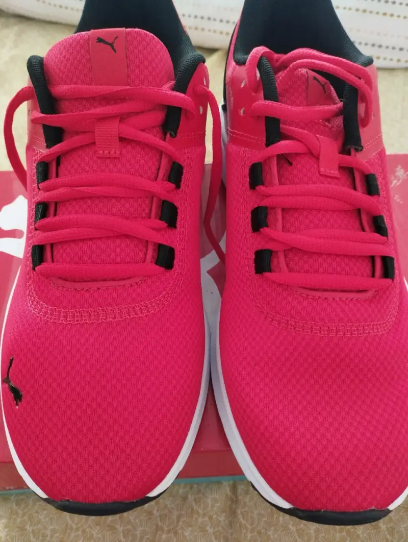 Zapatillas deportivas Puma rojas N°42.5 - 1