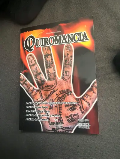 Libro Quiromancia de Adriana Martínez Valdez - miniatura 1