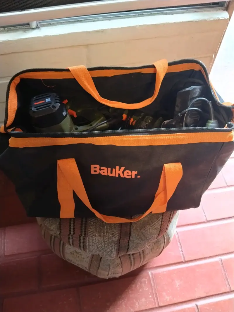 Set de herramientas eléctricas Bauker con bolso - 3