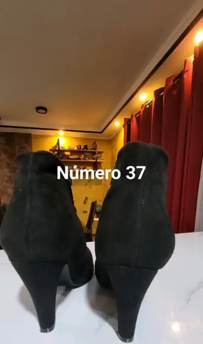 Chaqueta de pluma azul y negra talla 16 - miniatura 4
