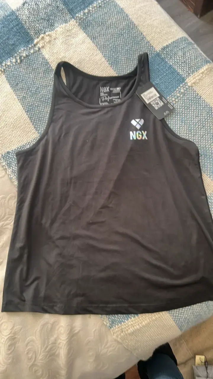 Polera sin mangas negra NGX para deporte - 1