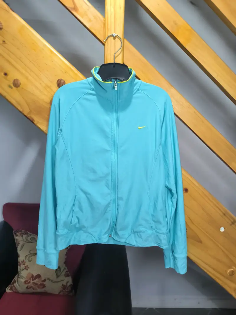 Chaqueta deportiva azul para mujer Nike