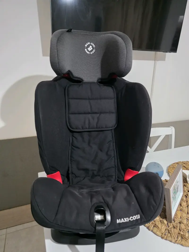 Silla de Auto Infantil Maxi-Cosi Negra - 1