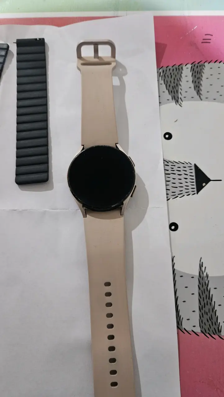 Samsung Galaxy Watch 4 - 3