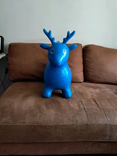Juguete inflable de salto para niños azul - miniatura 2