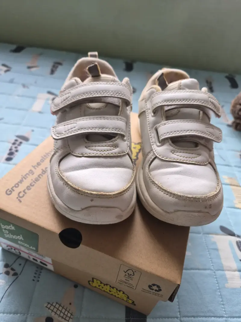 Zapatillas blancas con mariposas para niños Puma - 4