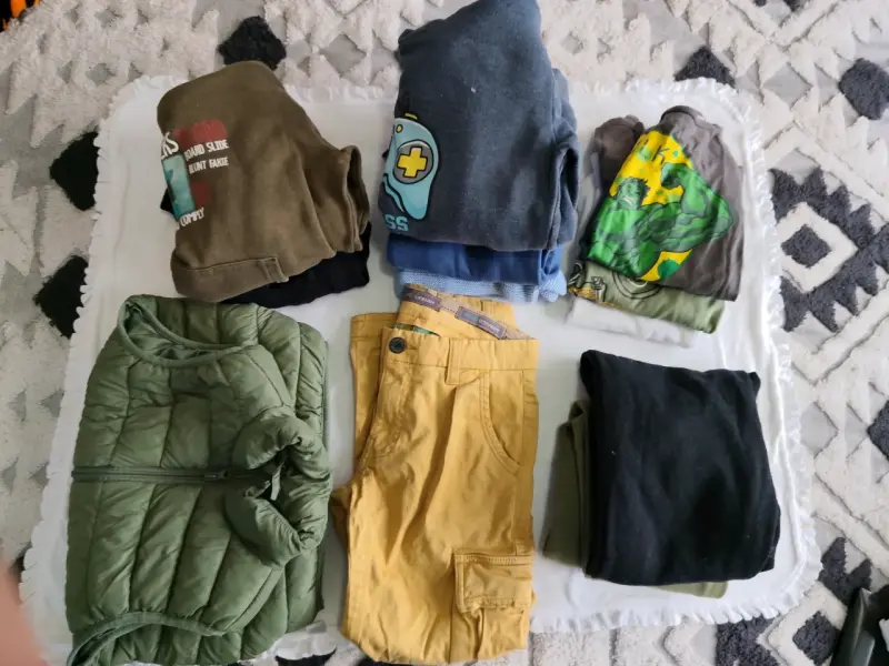 Lote de ropa infantil variada para niño talla 6-8