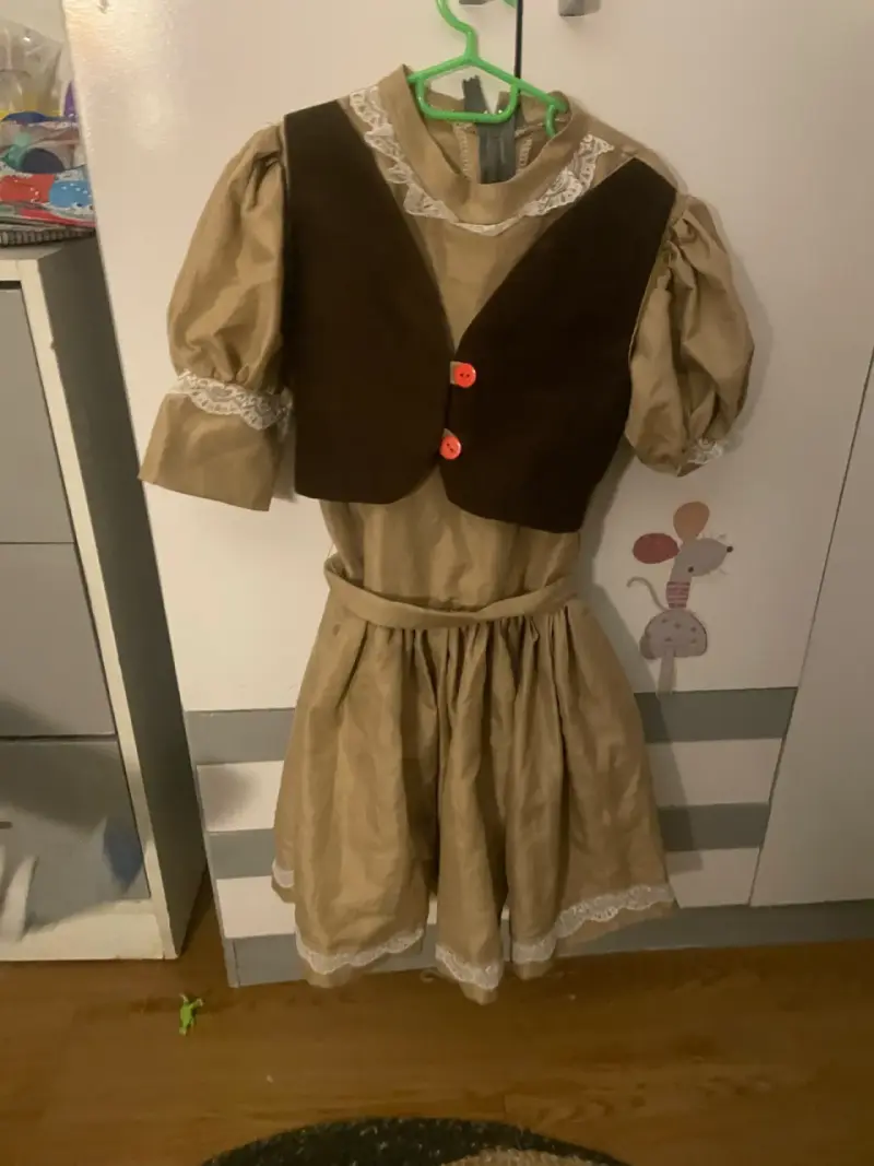 Disfraz de campesina para niña con chaleco talla 6