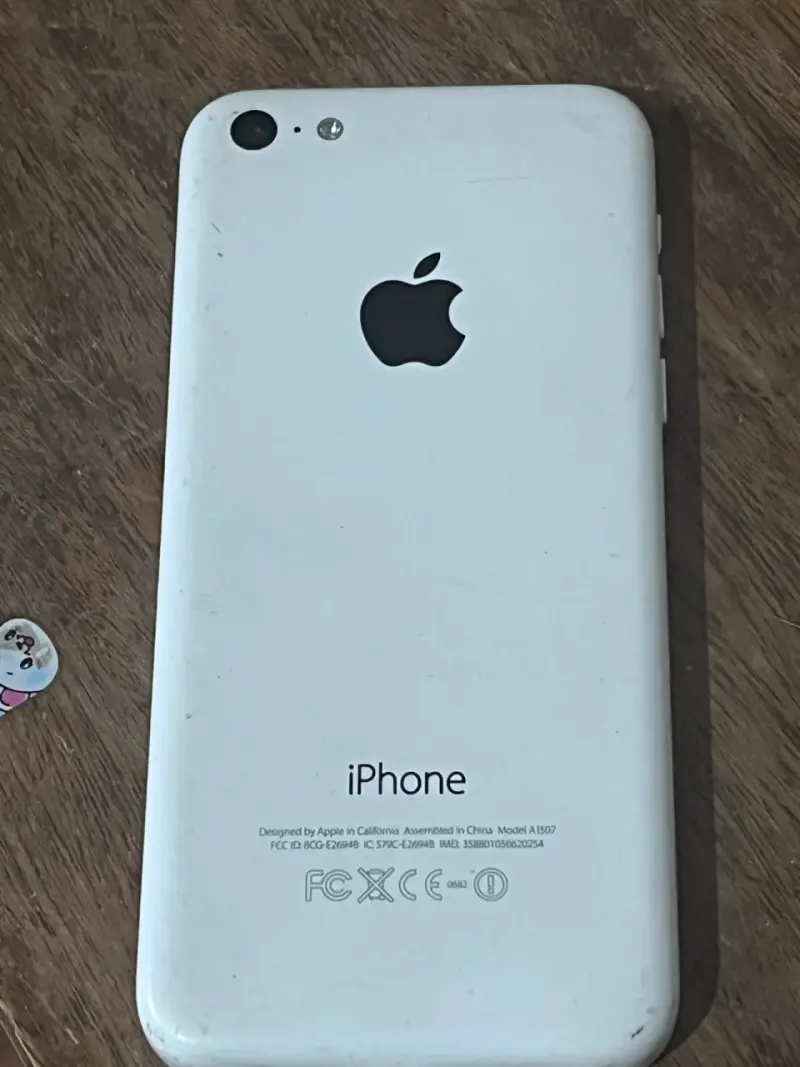 iPhone 5C blanco en buen estado - 1