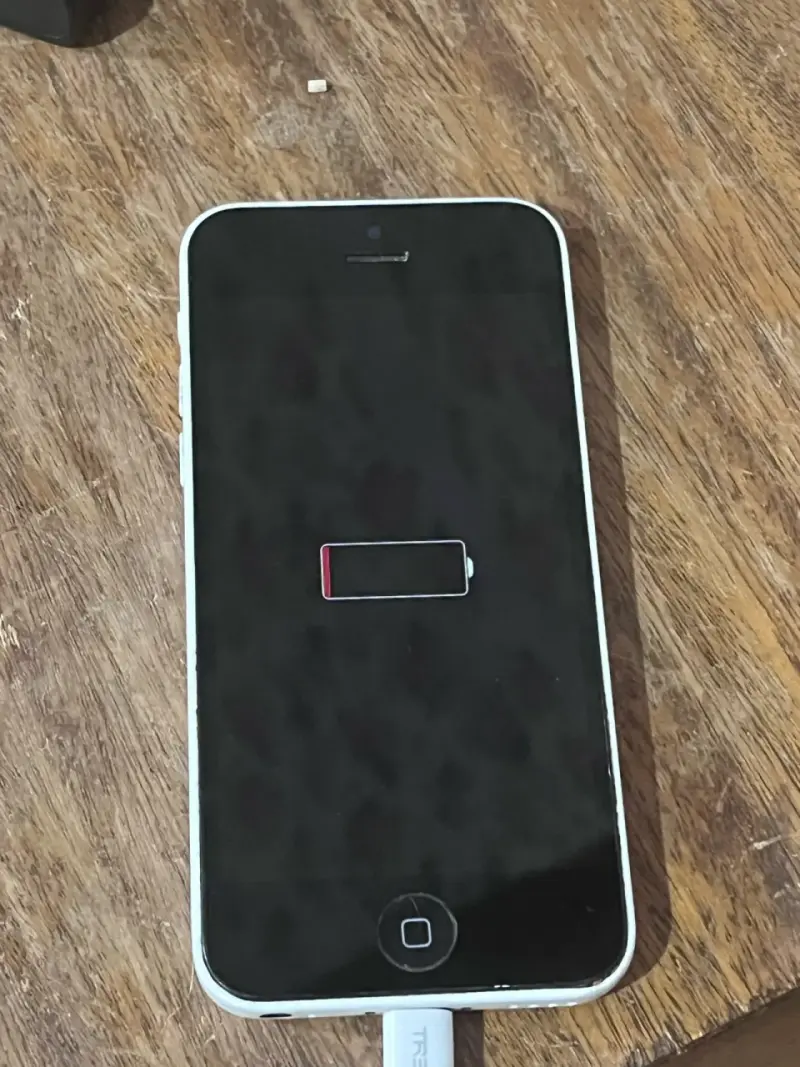 iPhone 5C blanco en buen estado - 2