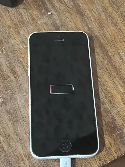 iPhone 5C blanco en buen estado - miniatura 2