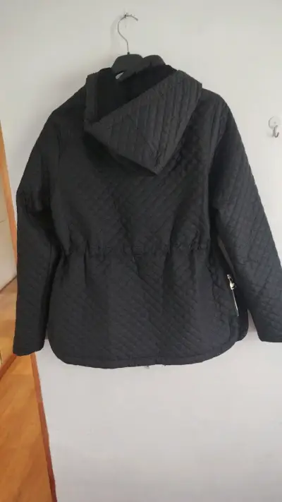 Chaqueta acolchada negra Everlast con capucha - miniatura 6