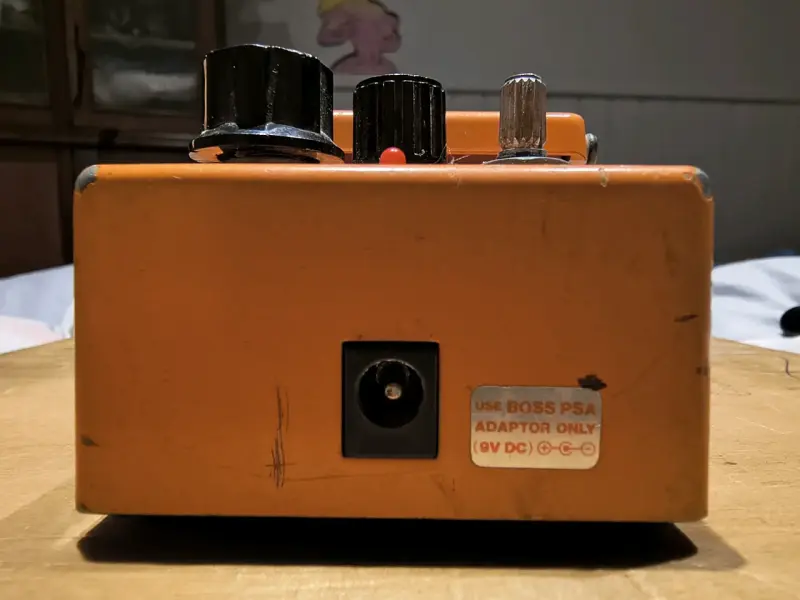 Pedal de distorsión Boss DS-1 para guitarra - 4