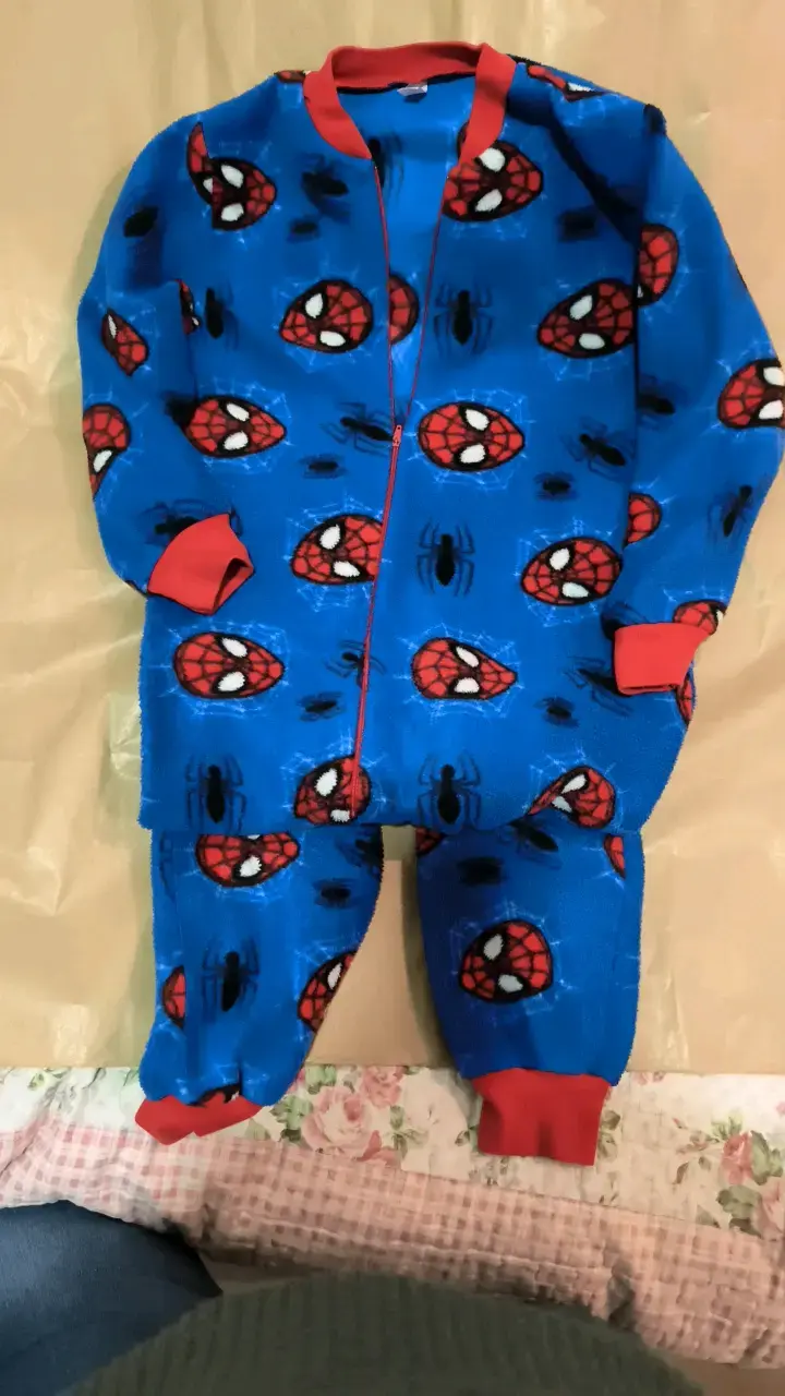 Pijama infantil de Spiderman azul y rojo